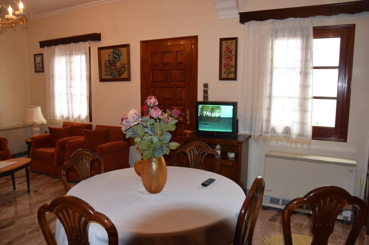 Naoussa Center Cycladic House Apartment Парос Екстериор снимка